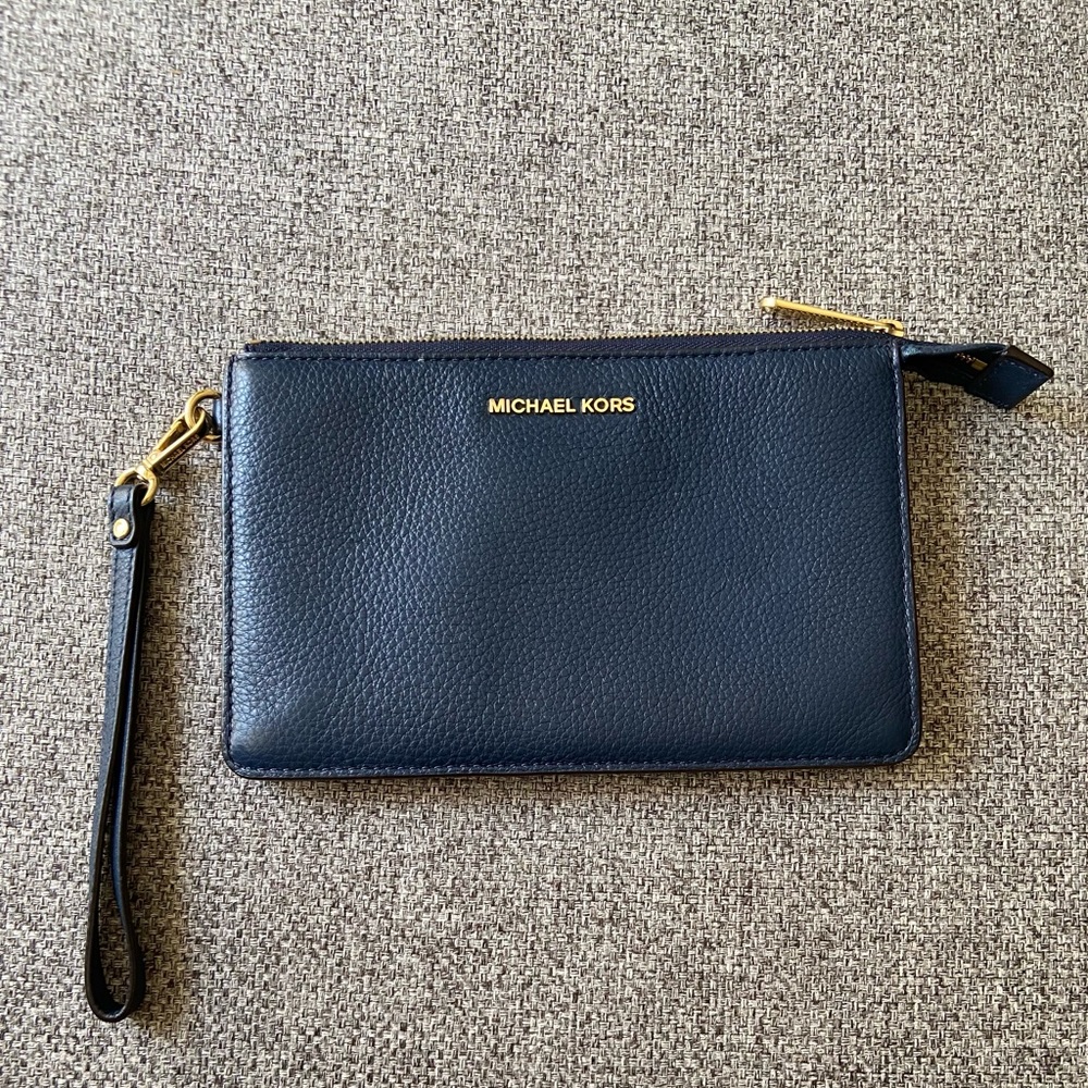 Michael Kors Wristlet